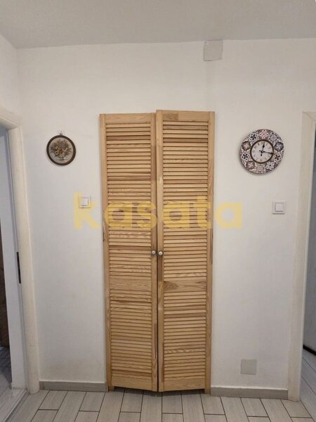 Calea Mosilor, oportunitate, apartament 3 camere, bloc 1981, 2 bai.
